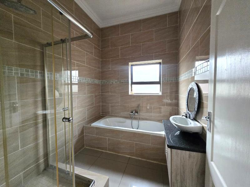 3 Bedroom Property for Sale in Leloko Lifestyle Estate North West